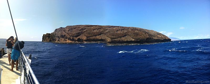 Molokini Snorkeling Tours Crater Approach
